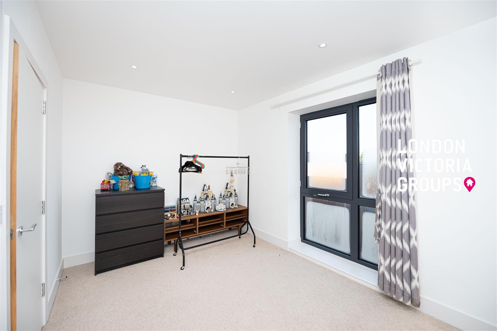 Pipit Drive, London